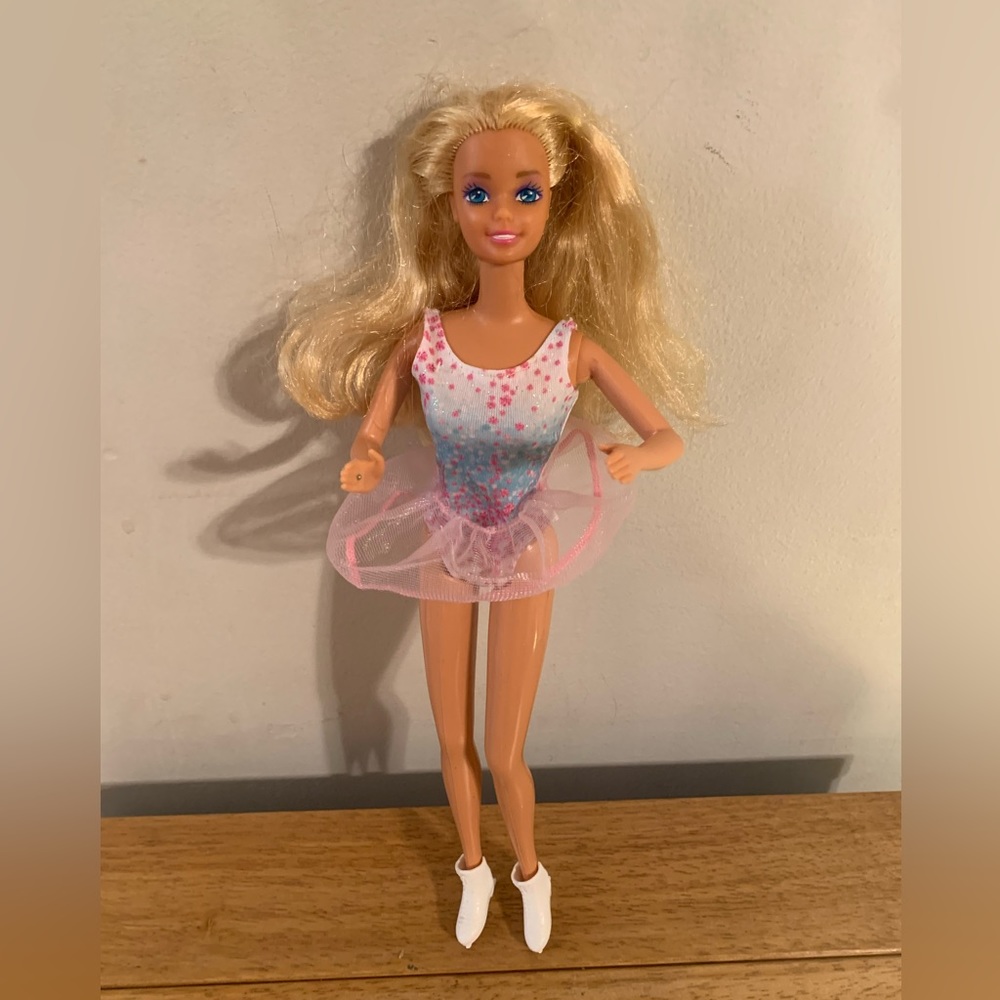 Barbie Ice Capades 1989 Barbie Not Original Outfit Vintage